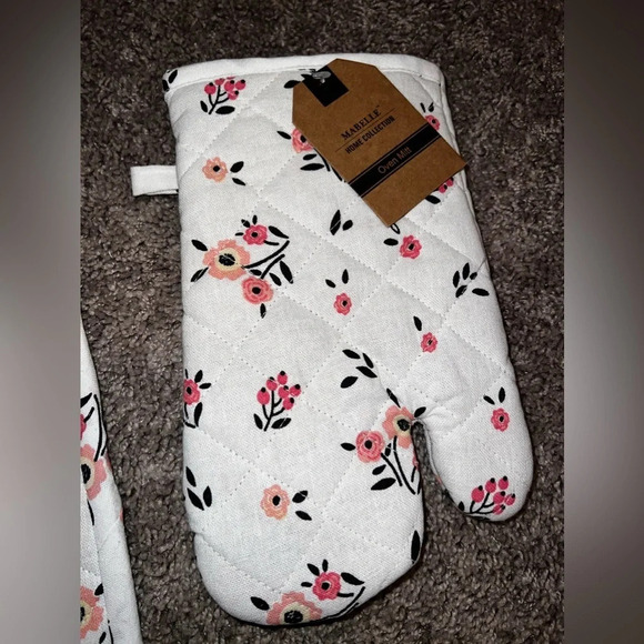 “Live Life in Full Bloom” Spring Linen Kitchen Bundle - Picture 4 of 5